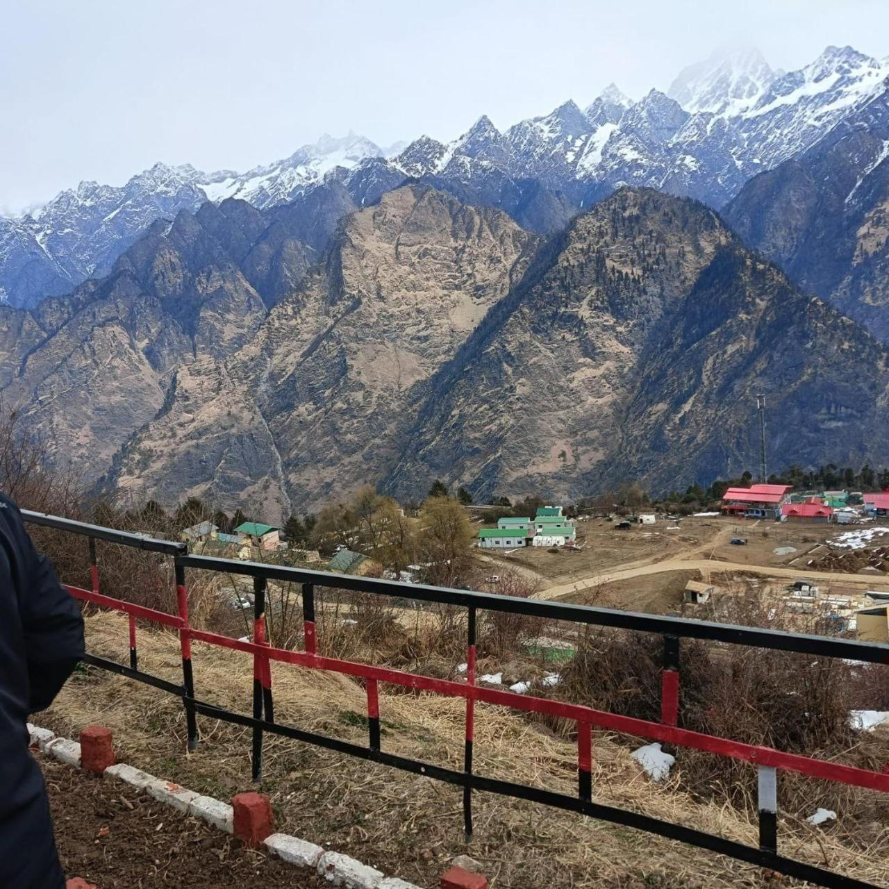 Nanda Devi Stays Joshīmath エクステリア 写真