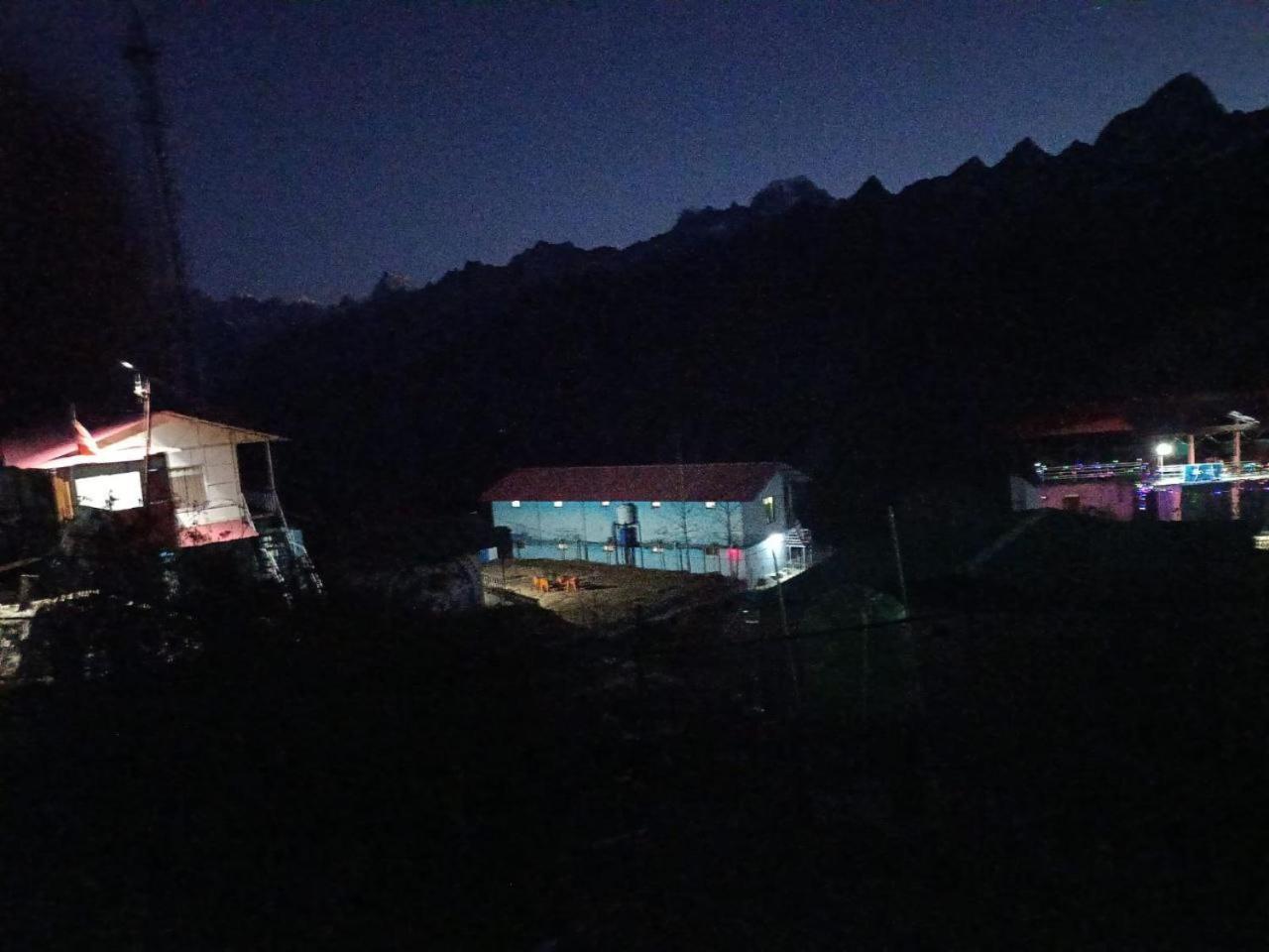 Nanda Devi Stays Joshīmath エクステリア 写真